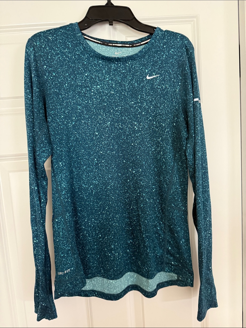 Nike Women’s Long Sleeve Dri-FIT Crew Top - Teal Speckle